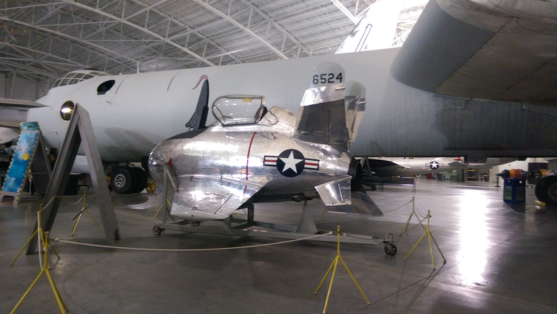 Illustration for article titled Strategic Air/Space Museum Photodump